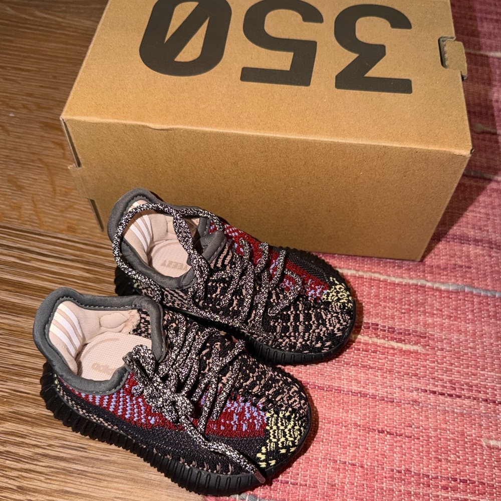 adidas Yeezy 350 Boost V2 Yechiel Black Sneakers